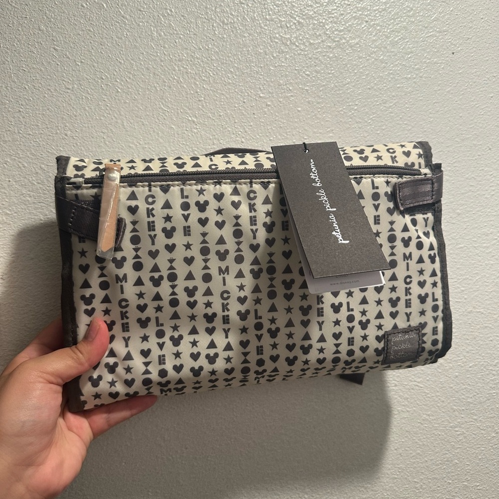 DISNEY petunia pickle bottom Diaper changing pad & matching bottle case